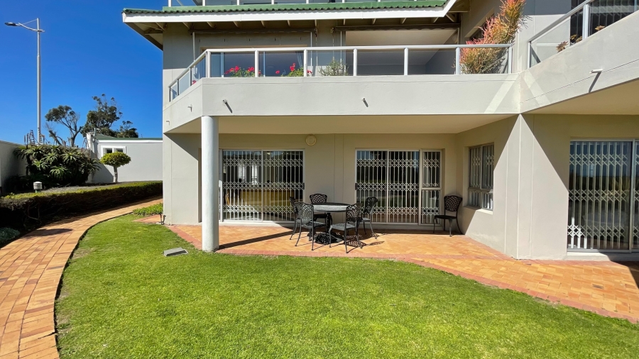 4 Bedroom Property for Sale in Greenways Golf Estate Western Cape